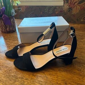 Steve Madden Black Women's Sandals NEW in box